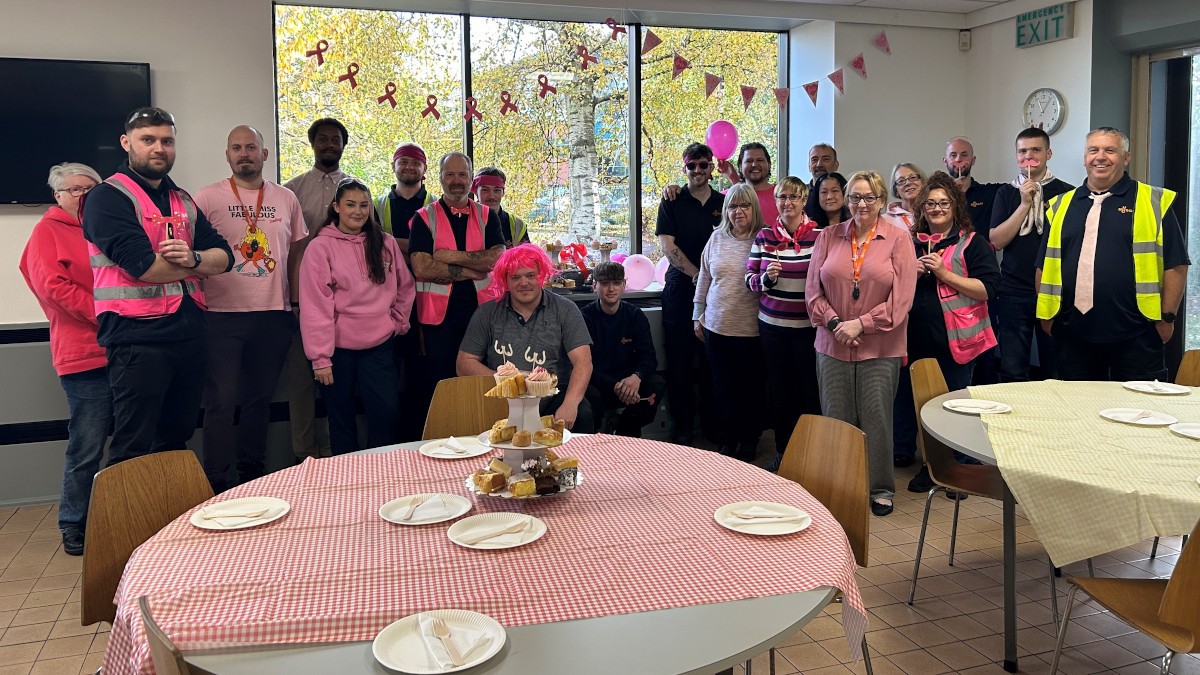 wear_it_pink_uk_1200x675